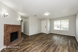 12717 Hilltop Dr in Balch Springs, TX - Building Photo - Building Photo