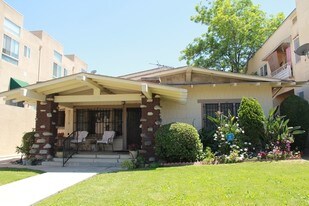 4748 Elmwood Ave in Los Angeles, CA - Building Photo