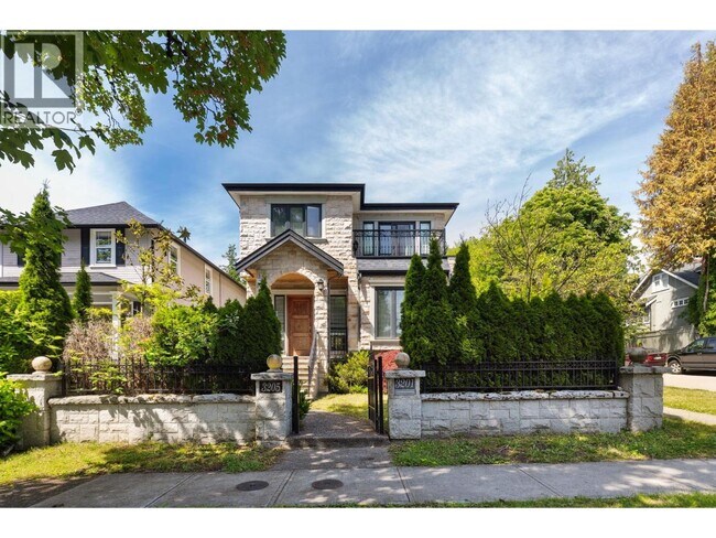 property at 3201 W 39th Ave