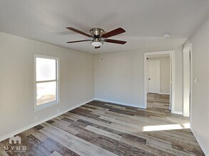 2817 Baylor St in Lubbock, TX - Foto de edificio - Building Photo