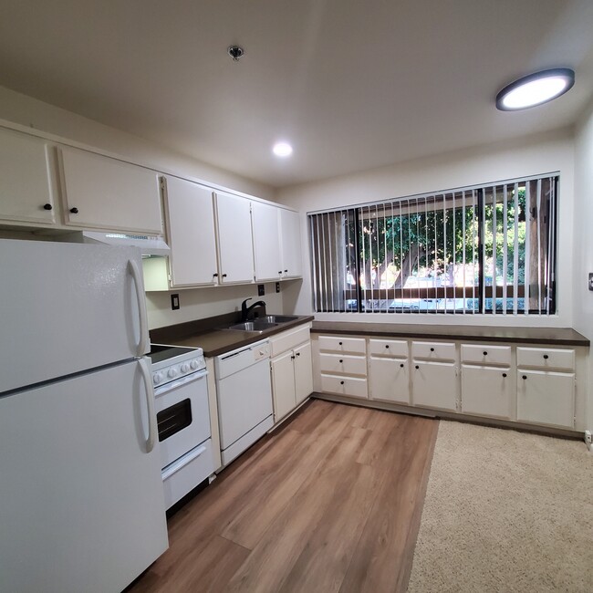 property at 351 N Ford Ave