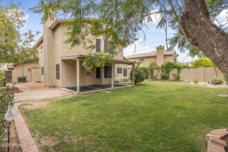 15235 S 30th St in Phoenix, AZ - Foto de edificio - Building Photo