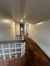 327 Summit Ave in Eau Claire, WI - Foto de edificio - Building Photo