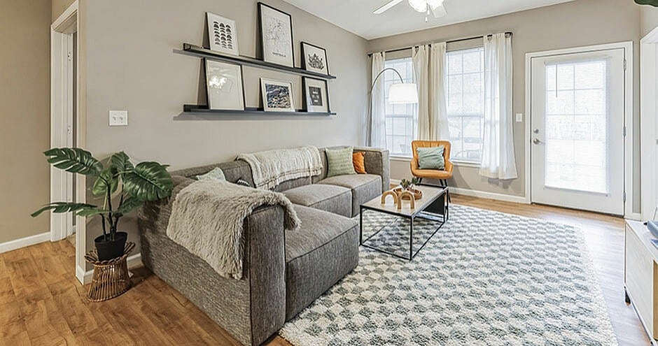 Hill Place in Fayetteville, AR - Building Photo