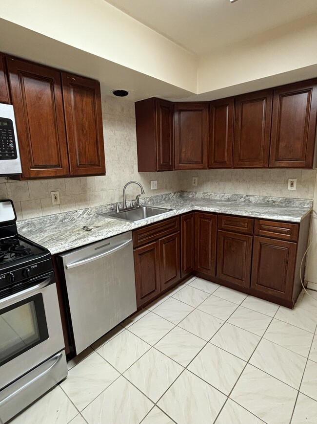 18 Harrison St, Unit 4A