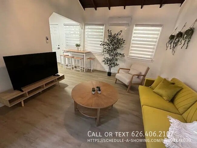 415 N Euclid Ave in Pasadena, CA - Building Photo - Building Photo