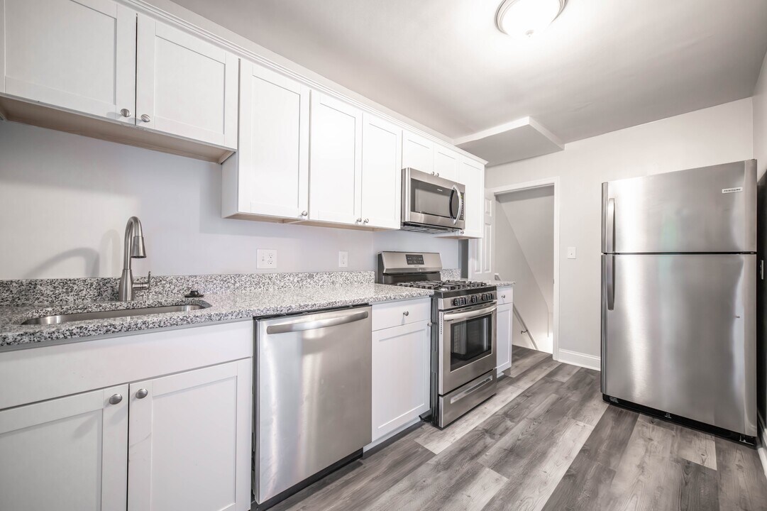 5748 Utrecht Rd in Baltimore, MD - Building Photo