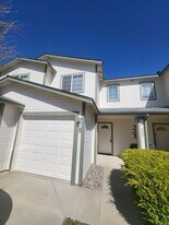 296 Sweetwater Cir in Dayton, NV - Building Photo