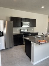 4868 Longs Peak Rd NE in Rio Rancho, NM - Building Photo - Building Photo