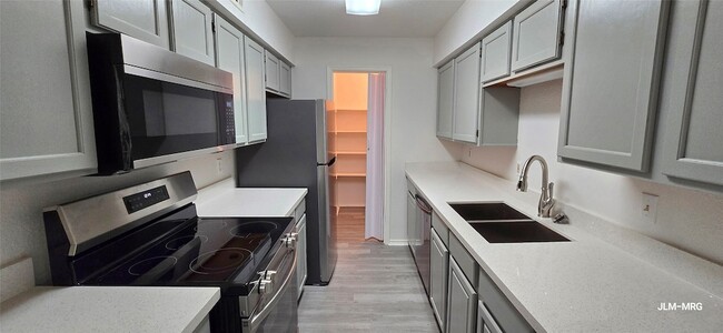 property at 9700 Leawood Blvd