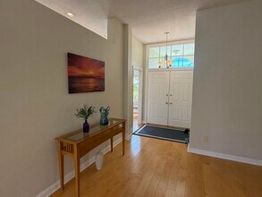 4957 SE Heartleaf Terrace in Hobe Sound, FL - Building Photo - Building Photo