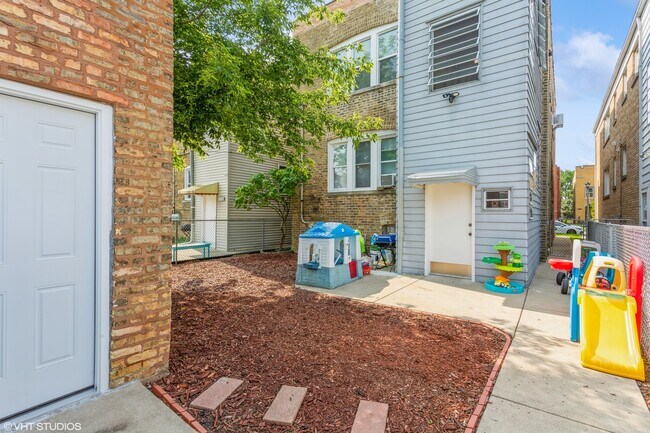 4830 Wright Terrace in Skokie, IL - Building Photo - Building Photo