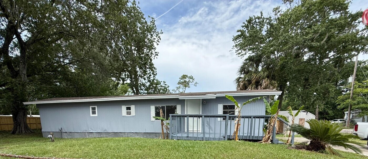 1646 Cocoanut Rd in Jacksonville, FL - Building Photo