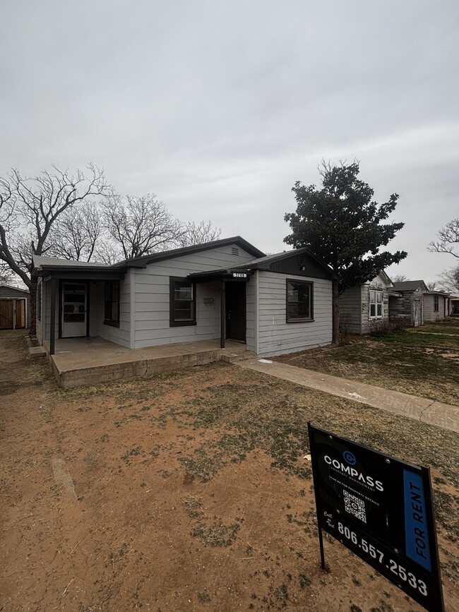 3708 Avenue R in Lubbock, TX - Building Photo - Building Photo