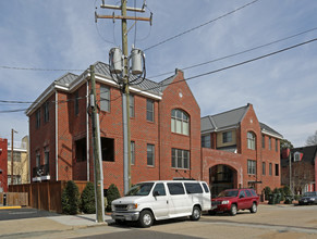 Sterling Row in Richmond, VA - Foto de edificio - Building Photo