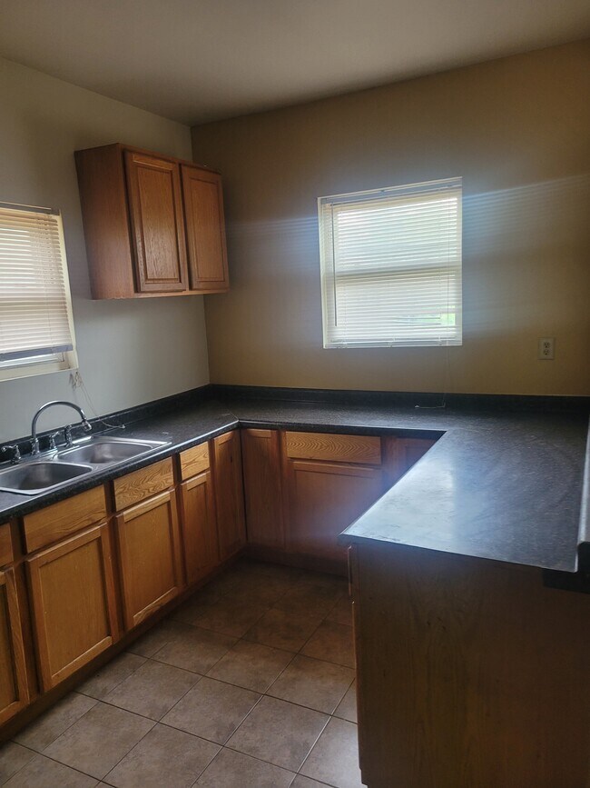 358 Tompkins St Rentals in Gary, IN