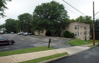 Muhlenberg Lakeview Apartments in Allentown, PA - Building Photo - Building Photo