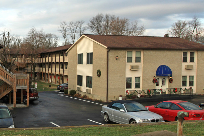 Devex Apartments 62+ in Louisville, KY - Building Photo - Building Photo