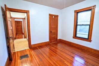 29 Pasco Rd in Springfield, MA - Building Photo - Building Photo