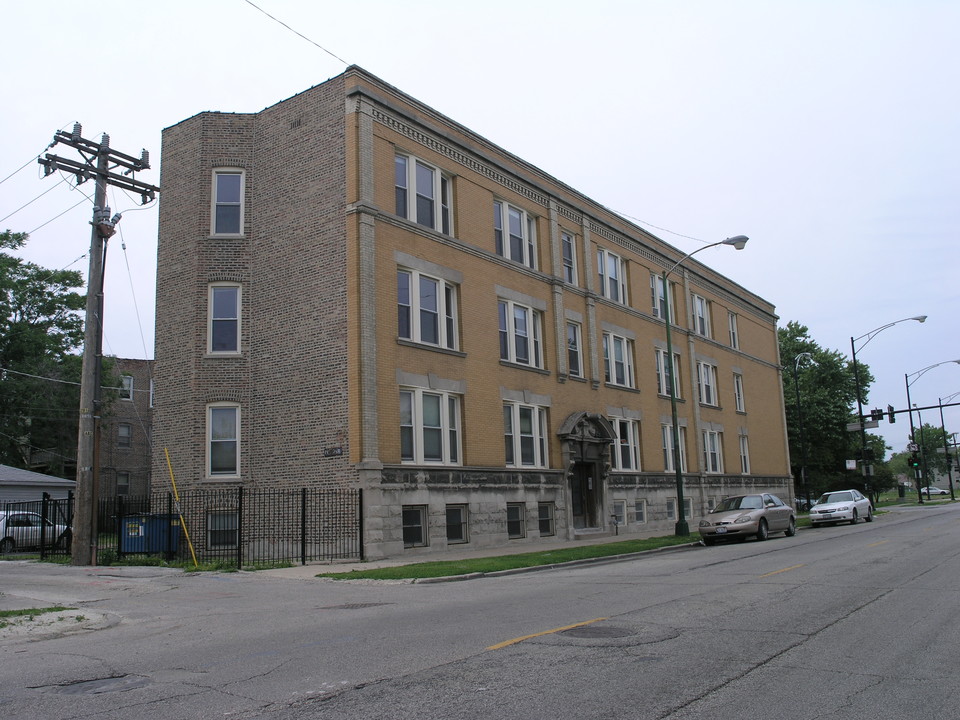 1001 W Garfield Blvd in Chicago, IL - Building Photo