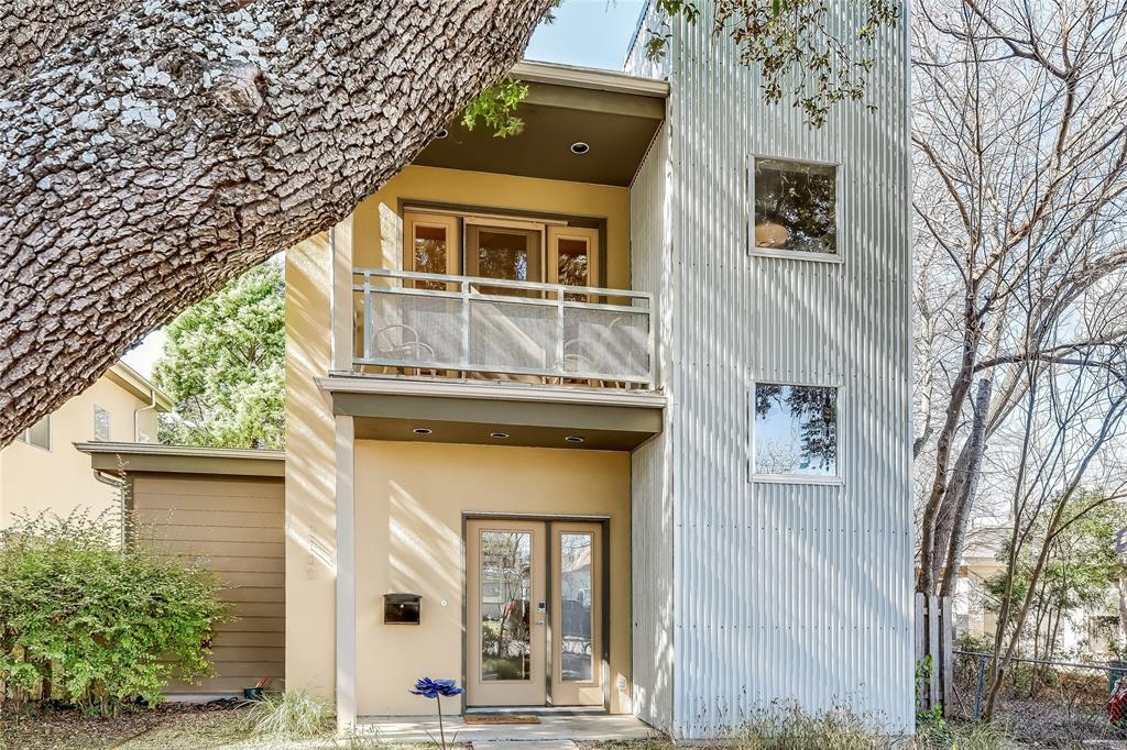 2110 Eva St in Austin, TX - Building Photo