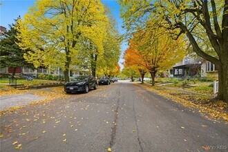 830 Potomac Ave in Buffalo, NY - Building Photo - Building Photo