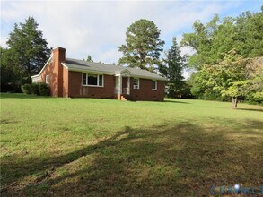 9447 Cool Spring Rd in Mechanicsville, VA - Building Photo - Building Photo