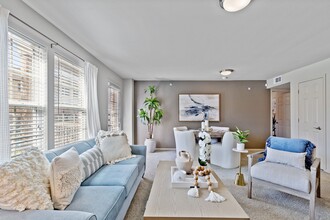 Tuscany Ranch Apartments in Waco, TX - Building Photo - Building Photo