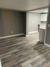 916 E Lime St, Unit G in Lakeland, FL - Building Photo - Building Photo