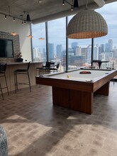 1048 W Van Buren St in Chicago, IL - Building Photo - Building Photo