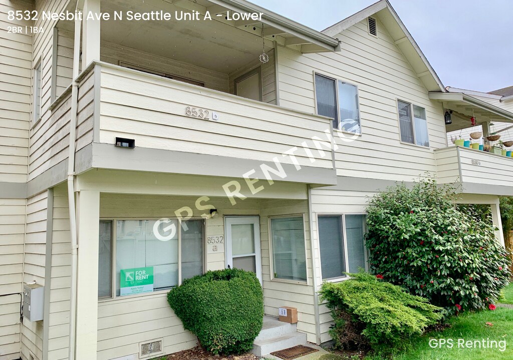 8532 Nesbit Ave N in Seattle, WA - Building Photo