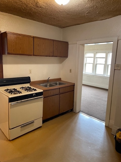 2822 W Atkinson Ave, Unit Apartment in Milwaukee, WI - Building Photo - Building Photo