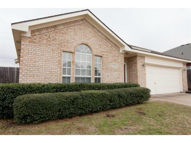 property at 1520 Rancho Dominguez Rd