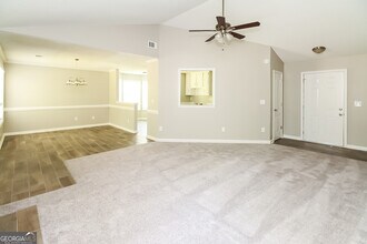 1012 Forest Glen in Jonesboro, GA - Building Photo - Building Photo