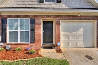 140 Grove Landing Ct in Grovetown, GA - Building Photo - Building Photo