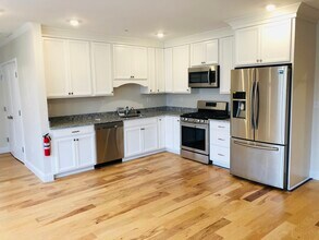 1008 Tremont St in Boston, MA - Building Photo - Building Photo