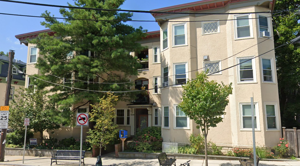 139 Oxford St, Unit 6 in Cambridge, MA - Building Photo