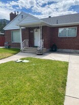 1374 Maple Dr in Logan, UT - Building Photo