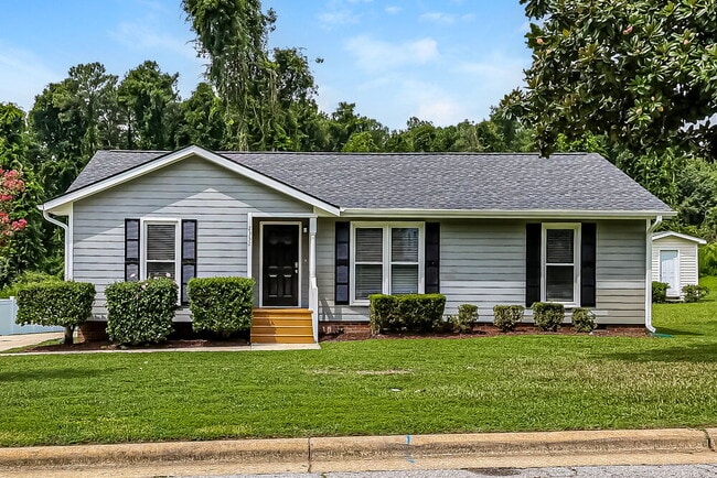 property at 2332 Quartz Ct