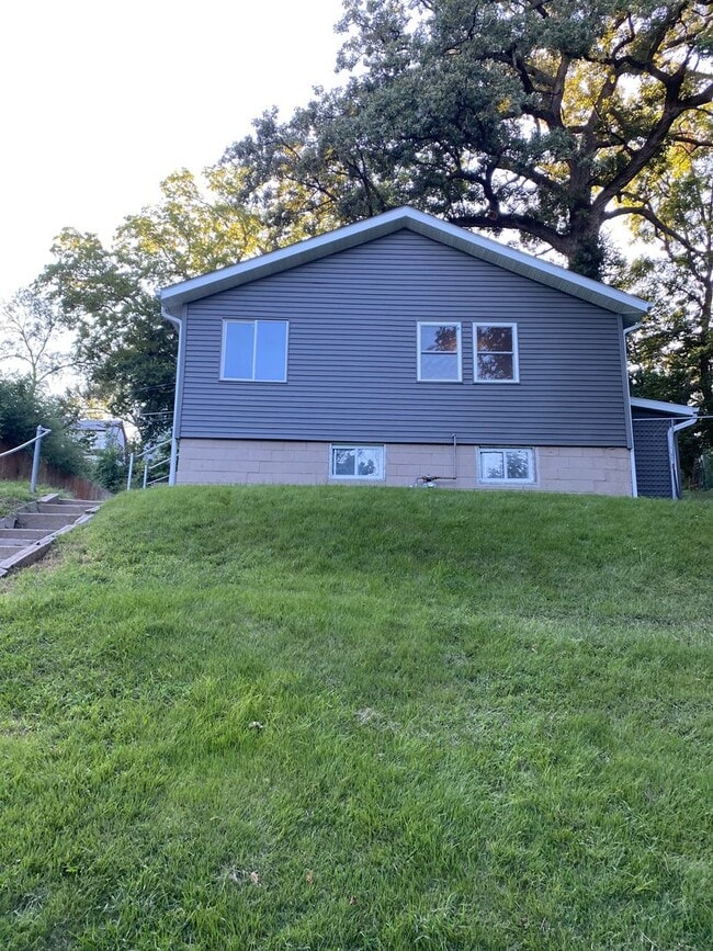 3722 S 22nd St in Omaha, NE - Building Photo - Building Photo