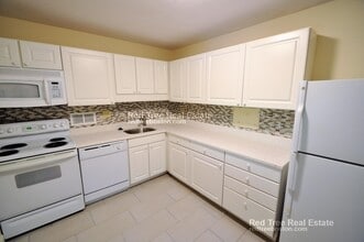101 Monmouth St, Unit 603 in Brookline, MA - Building Photo - Building Photo