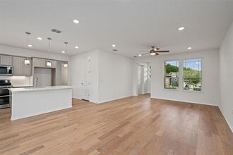 150 Roaming Rock Trl in San Marcos, TX - Building Photo - Building Photo