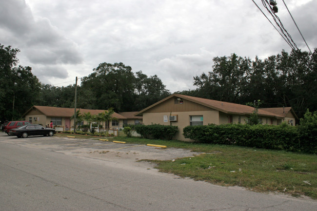 1515 E 140th Ave in Tampa, FL - Building Photo - Building Photo