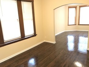 1327 N Avers Ave in Chicago, IL - Building Photo - Building Photo