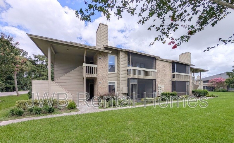 10200 Belle Rive Blvd in Jacksonville, FL - Building Photo