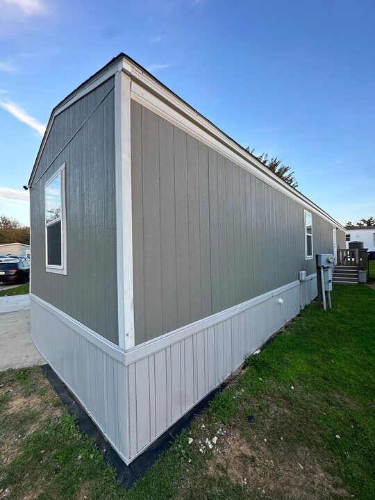 2800 Fort Worth Dr in Denton, TX - Building Photo