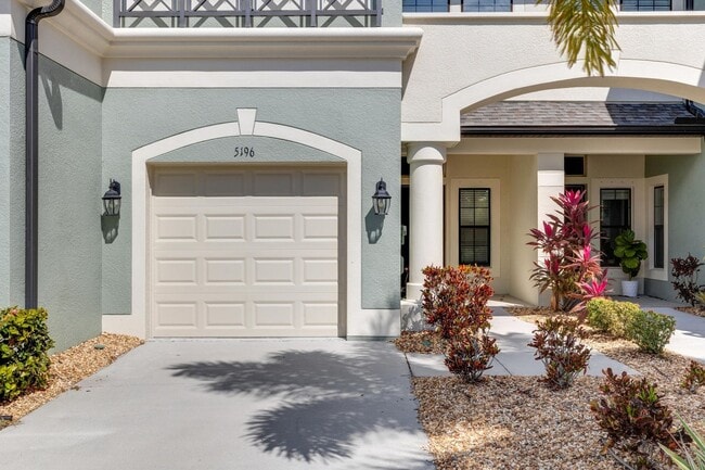5196 78th St Cir E in Bradenton, FL - Building Photo - Building Photo