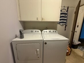 2604 Sheridan Dr in Champaign, IL - Building Photo - Building Photo