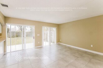 21437 SW 88th Pl in Cutler Bay, FL - Building Photo - Building Photo