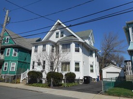 17 Holman St, Unit 1 in Boston, MA - Foto de edificio - Building Photo